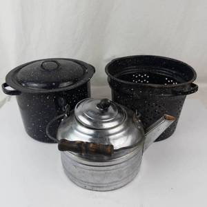 Vintage Everedy Enamelware Coffee Pot & Stock Pots (Lot of 3)