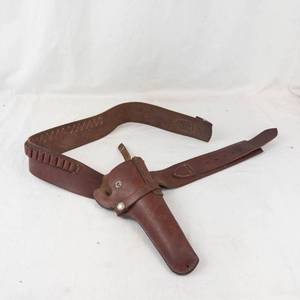 Vintage Hunter Company 1100-15 Leather Revolver Holster & Ammo Belt Set
