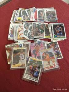 (50) Basketball Rookie Cards