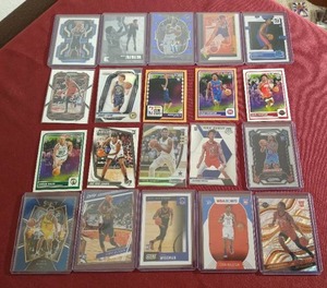 (20) Basketball Rookie Cards