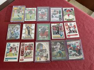 (15) Football Rookie Cards - Wilson, Olave, Waddle