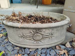 Large Cement Oval Planter  Saturday Pick Up in Plymouth - See Removal Tab for Specifics