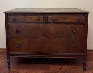 Vintage American Walnut Atlas Furniture Co. 4 Drawer Dresser