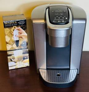 Coffee Bundle - Keurig K-Elite Single Serve Coffee Maker and Bonjour Primo Latte Frother