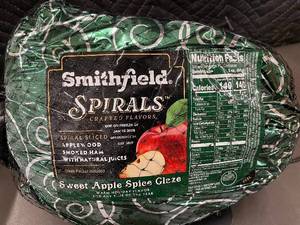M - Smithfield Spirals Sweet Apple Spice Glaze Spiral-Sliced Applewood Smoked Ham Approx 8lb