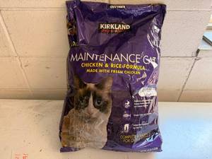 25lb Damaged Bag Kirkland Cat Food