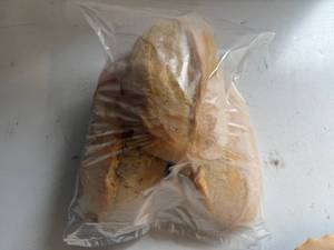 CC. 3x Roasted Garlilc Bread