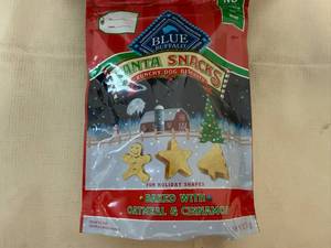 2x 4 11oz Bags Blue Buffalo Santa Snack Biscuits
