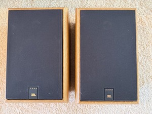 JBL 2500 Bookshelf Speakers (Lot of 2)