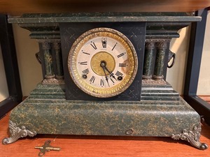 Vintage Welch Mantel Clock With Key