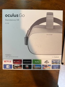 Oculus Go Standalone VR Headset 32GB With Box & Accessories