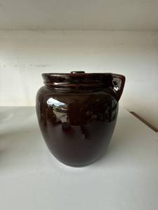 Vintage Brown Glazed Stoneware Bean Pot Crock w Lid Handles 8in