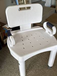 Drive Medical Shower Chair Bath Seat w Back Arms RTL12505 White