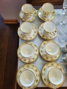 Noritake Imperial Suite 9984 Bone China Cup & Saucer Set (Lot of 8)