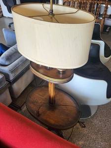 Traditional Double-Socket Floor Lamp With Table Shelves