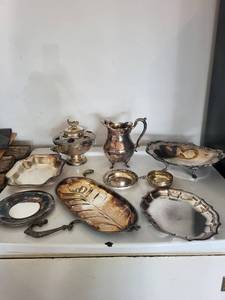 Silverplate Serveware Mixed Lot