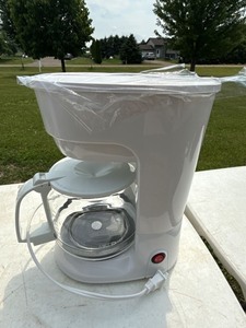 Mainstays 12 Cup Drip Coffee Maker White Glass Carafe New Old Stock