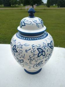 Blue White Floral Covered Ginger Jar Ceramic Urn Decor 11 Inch