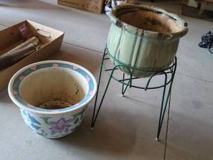 Decorative Ceramic Planter Pots with Metal Stand Floral & Green