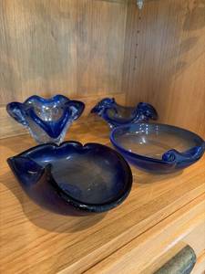 Set of 4 Cobalt Blue Art Glass Bowls & Ruffled Dishes Murano Style