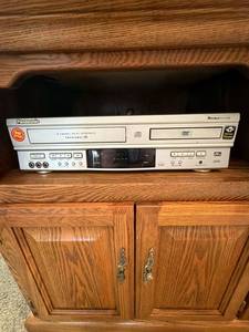 Panasonic Double Feature DVD VCR Combo Hi-Fi Stereo Omnivision