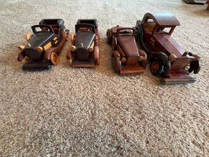 Set of 4 Handcrafted Wooden Model Classic Cars Vintage Style Roadster Coupe Decor