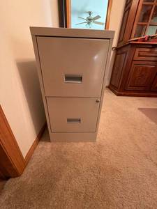 2-Drawer Metal Vertical Filing Cabinet w Key 15x18x29 Beige