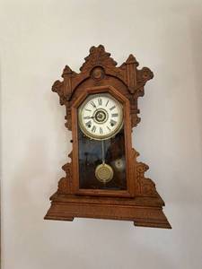 Antique Victorian Oak Gingerbread Kitchen Mantel Clock w Pendulum