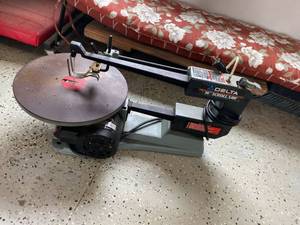 Delta 16 Inch Scroll Saw Model 40-530 Bench Top Tilting Table
