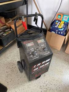 Schumacher 612 Volt Battery Charger Tester 225 Amp Starter