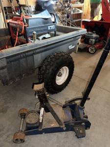 Heavy Duty Hydraulic Floor Jack With Integrated Jack Stand Lift
