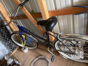 Huffy Womens Cruiser Bicycle BlueBlack Step-Through w Fenders