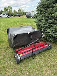 Craftsman Lawn Sweeper Chain Drive 18 Bushel Push Yard Leaf Sweeper