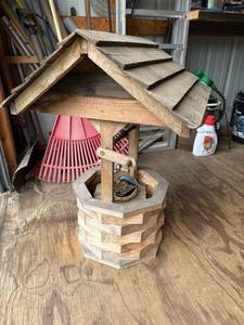 Rustic Wooden Wishing Well Planter Decorative Garden Yard Accent