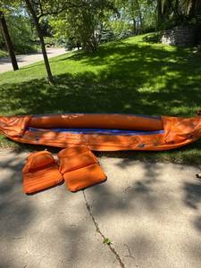 Pyrawa 320 Inflatable 2-Person Kayak Canoe w 2 Inflatable