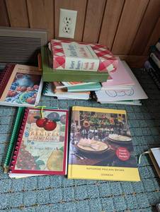 Mixed Cookbook & Recipe Book Assortment