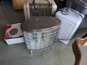Titan, Emerson & Pelonis Space Heater Mixed Lot