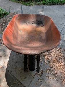 Steel Wheelbarrow With Wood Handles
