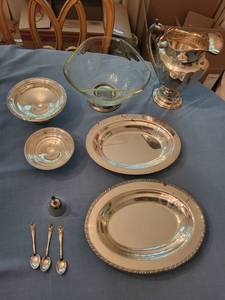 Reed & Barton 3930 Silverplate Serving Pieces Mixed Lot