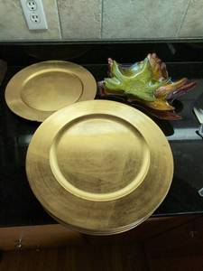 Gold Charger Plates & Art Glass Leaf Serving Dishes Decor Lot
