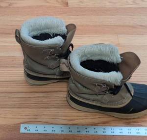 Sorel Winter Snow Boots Tan Black Faux Fur Rubber Leather Canada