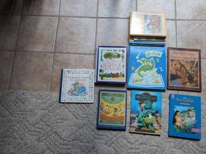 Childrens Picture Book Lot Disney Pixar Dr Seuss Winnie the Pooh