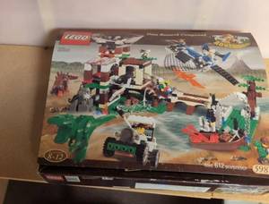 LEGO Adventurers Dino Research Compound 5987 Set Box & Manual