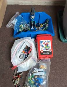 LEGO Mixed Bulk Lot Bricks Parts Bionicle Technic w Classic Tub