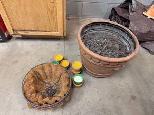 Outdoor Patio Planter & Hanging Basket Garden Decor Lot