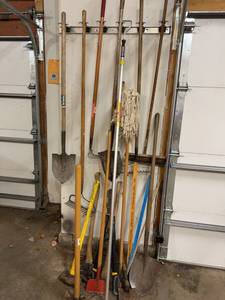 Assorted Yard & Garden Hand Tools Shovels Rakes Hoe Broom Mop