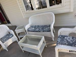 5-Piece White Wicker Patio Set Loveseat Chairs Tables Cushions Covers