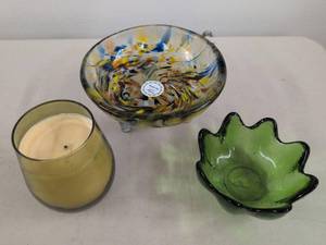 Lot of Assorted Art Glass Bowls & Candle Holder Green Mexican Glass