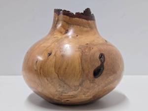 Excellent Handmade Signed TT Soft Maple Burled Wood Vase #1