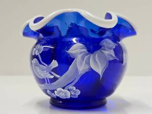 Lovely Artist &amp Nancy Fenton signed FENTON Ruffled Cobalt Blue Glass Vsse